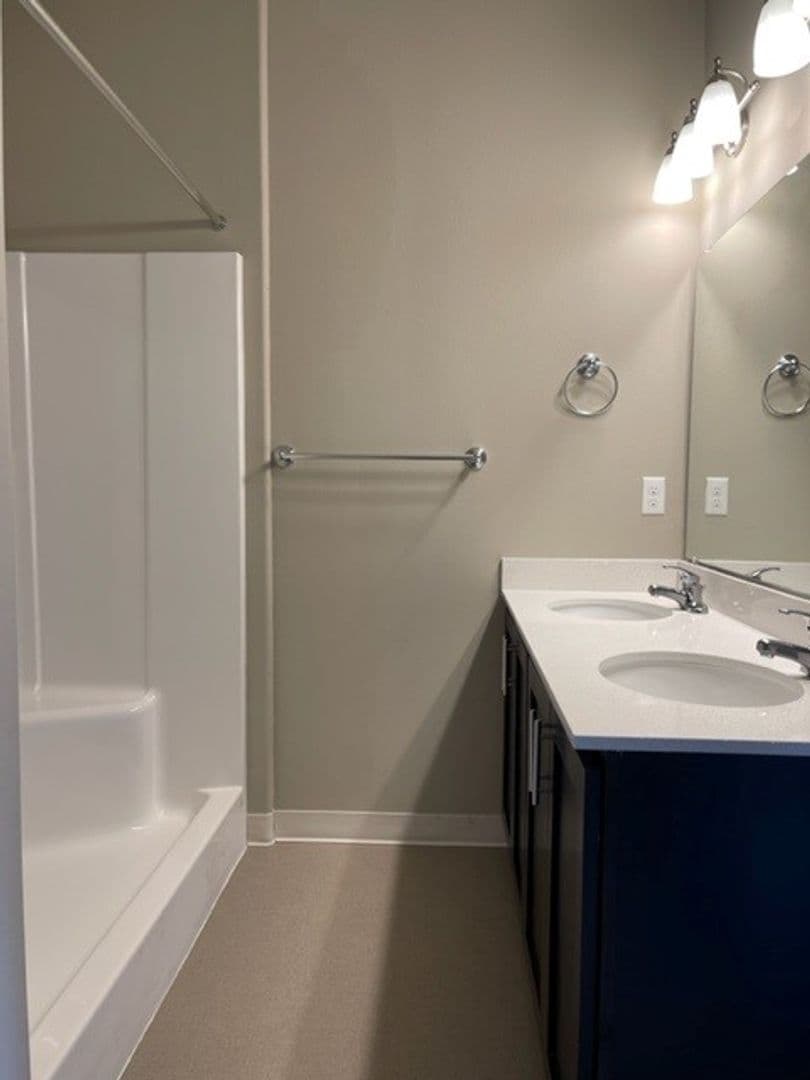 Gresham Apartment: 2027 W. Powell Blvd
