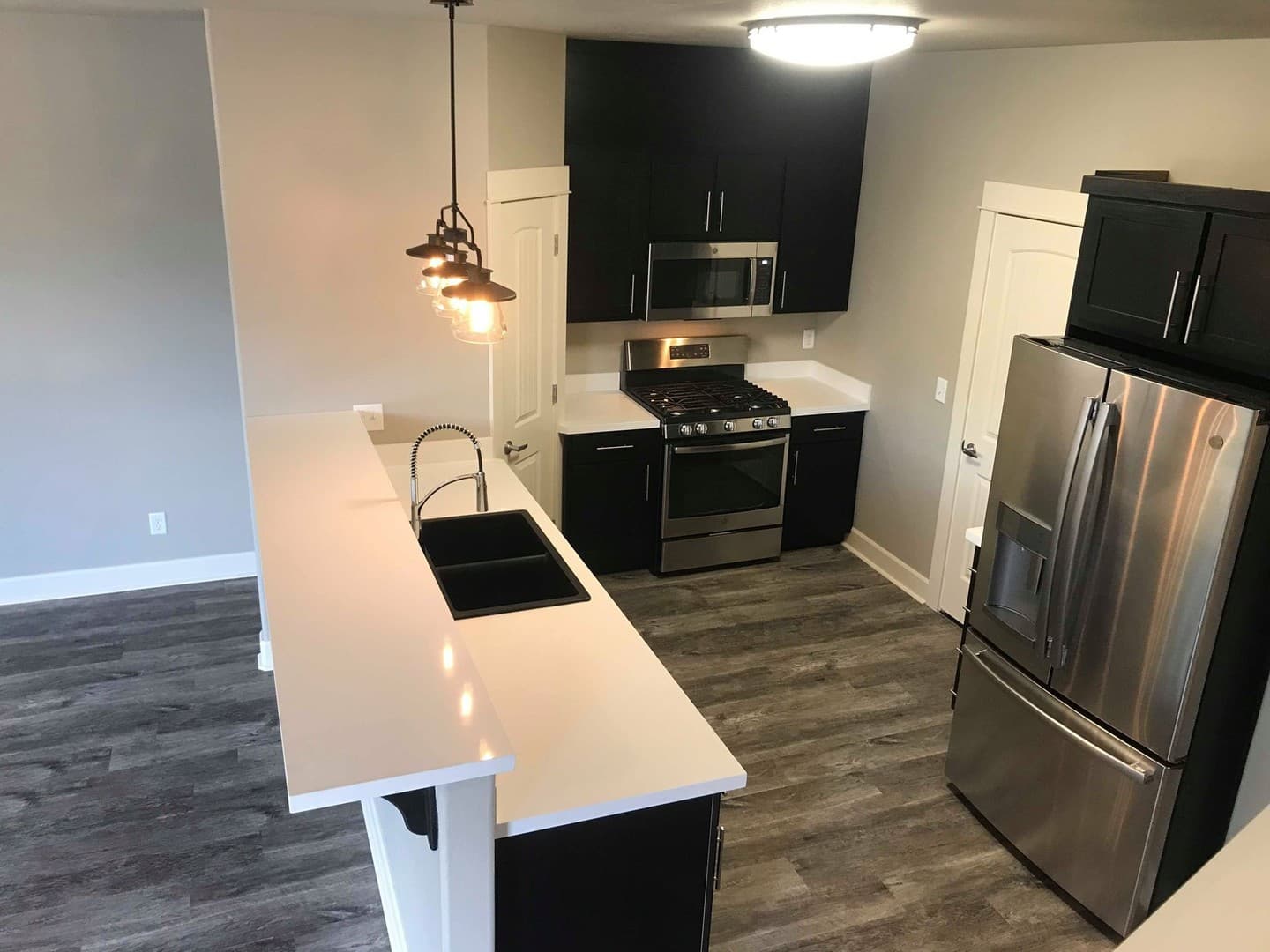 Redmond Apartment: 3570 SW Metolius Ave
