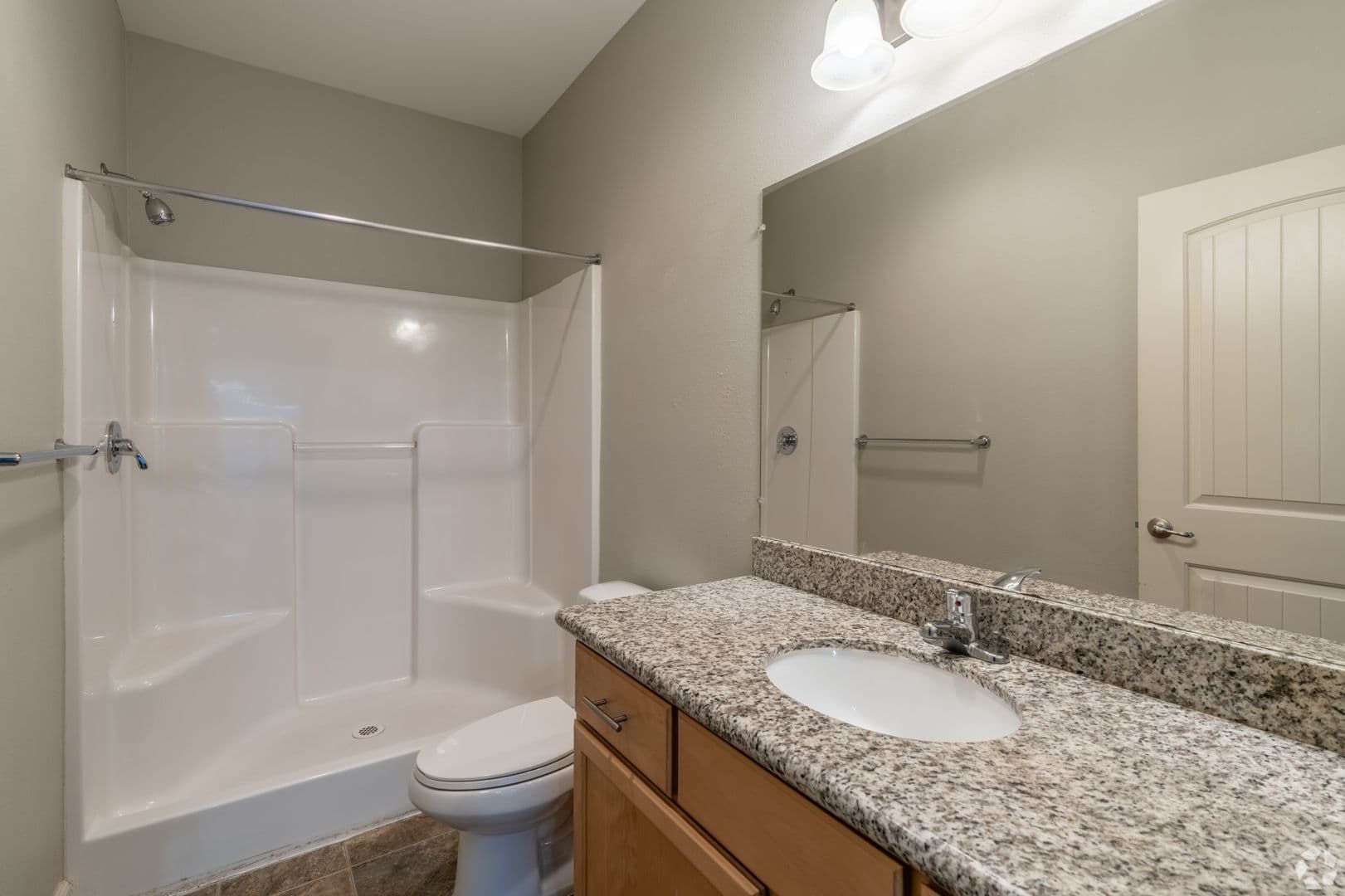 Albany Apartment: 1605 Oak St SE