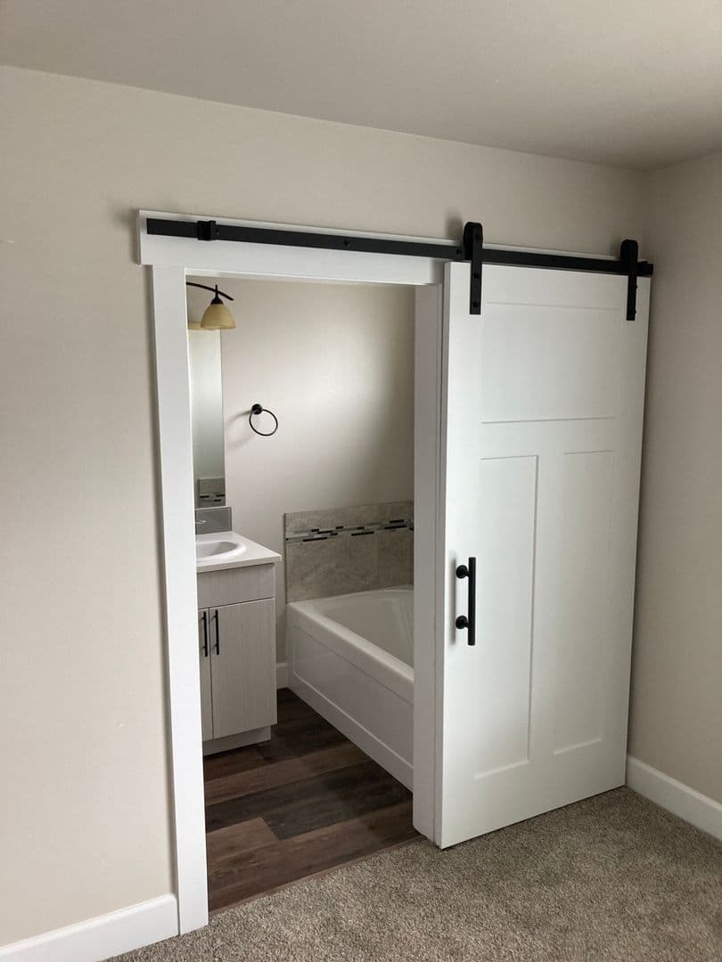 Auburn Townhome: 5531-5597 34th Street SE