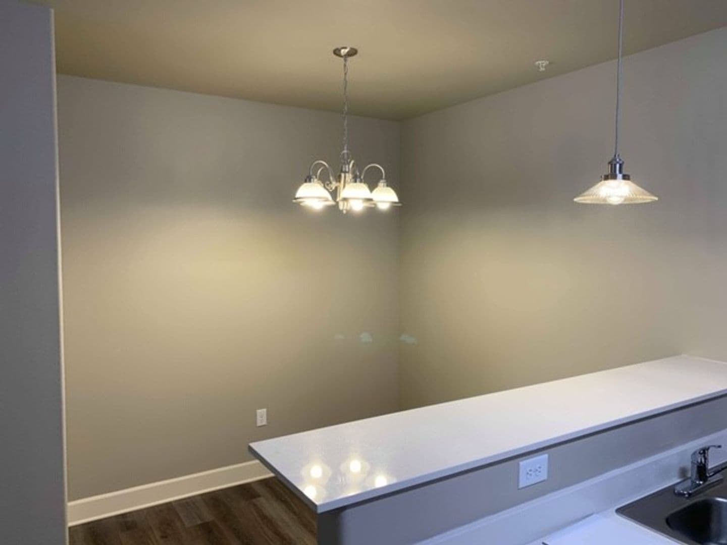 Redmond Apartment: 3570 SW Metolius