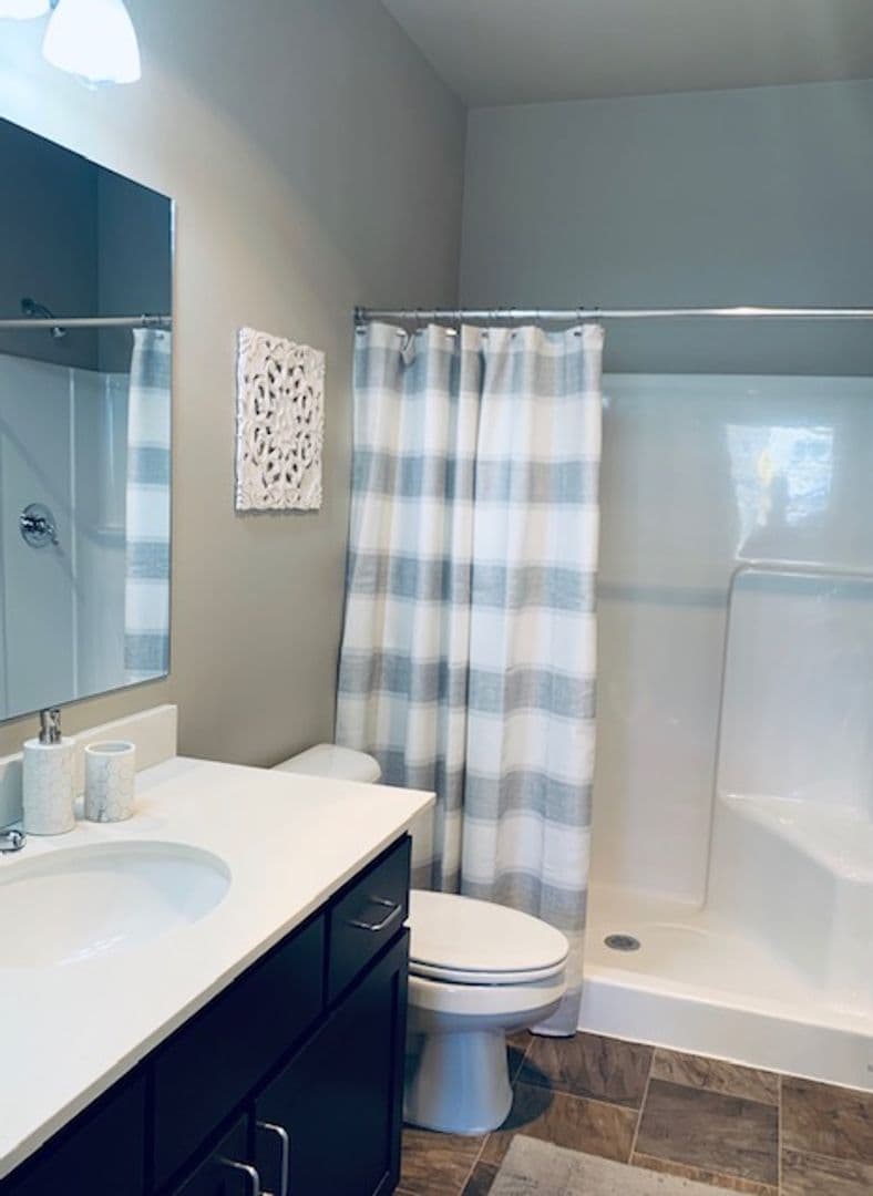 Bend Apartment: 20174 Reed Lane