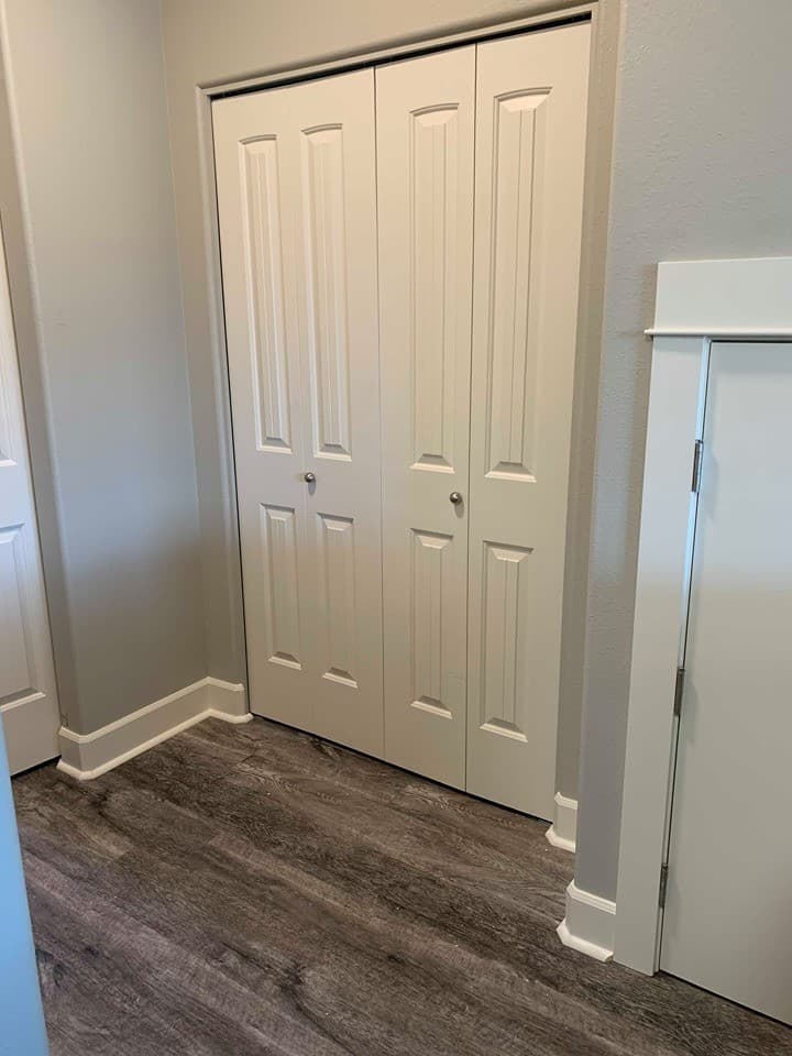 Redmond Apartment: 3570 SW Metolius Ave