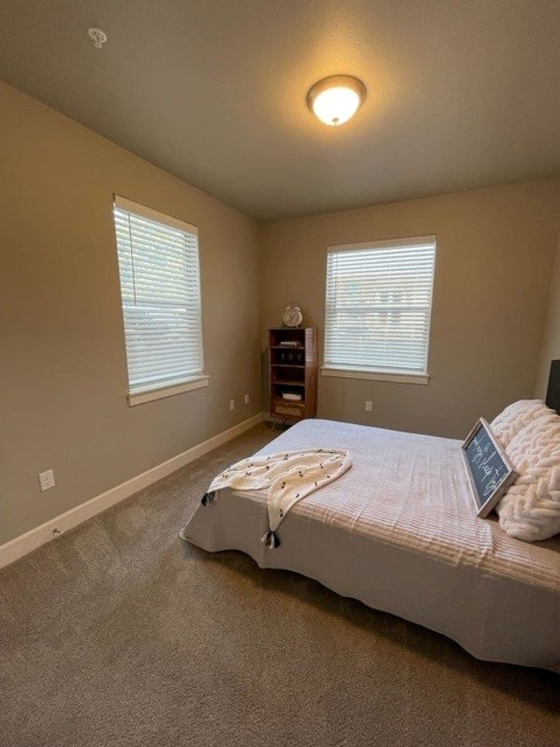 Bend Apartment: 20174 Reed Lane