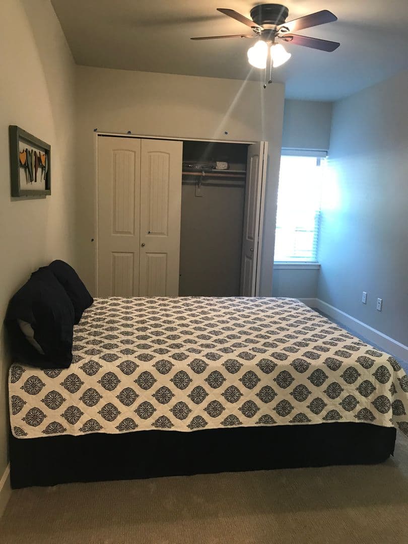 Salem Apartment: 5715 Red Leaf Dr S.