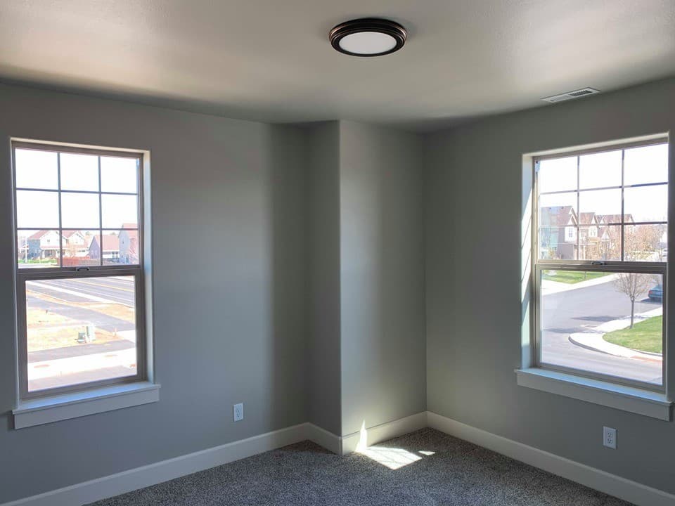 Redmond Apartment: 3570 SW Metolius Ave