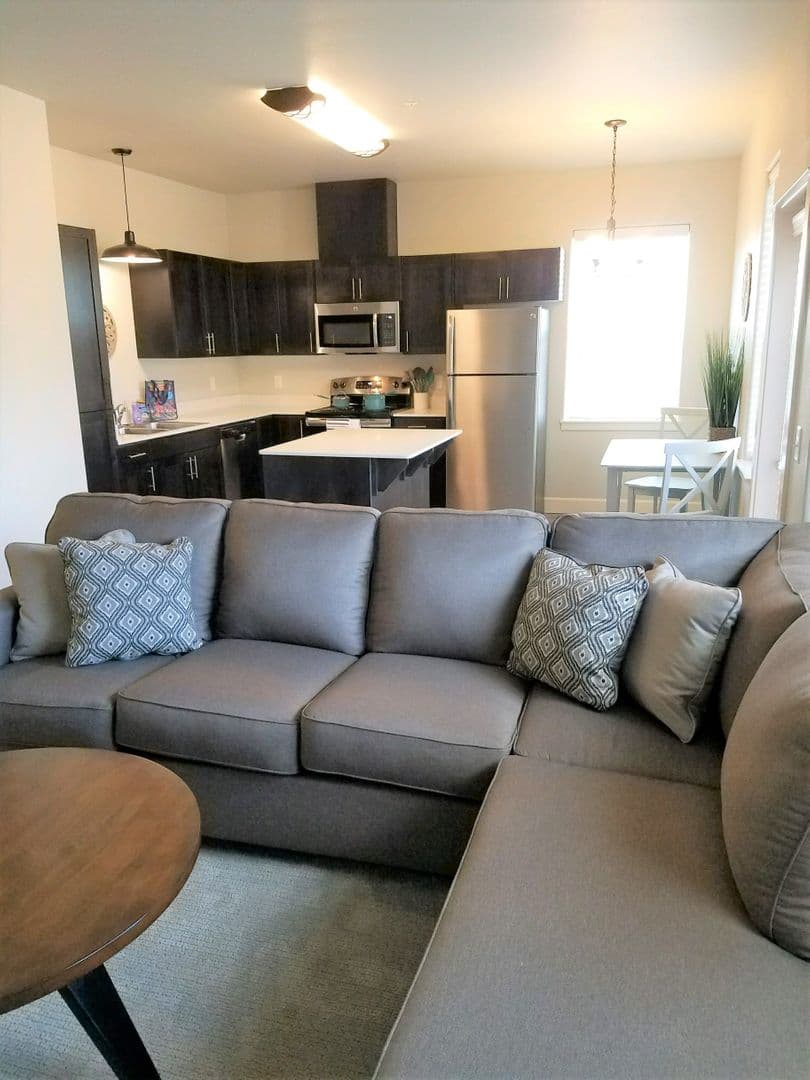 Salem Apartment: 5715 Red Leaf Dr S.