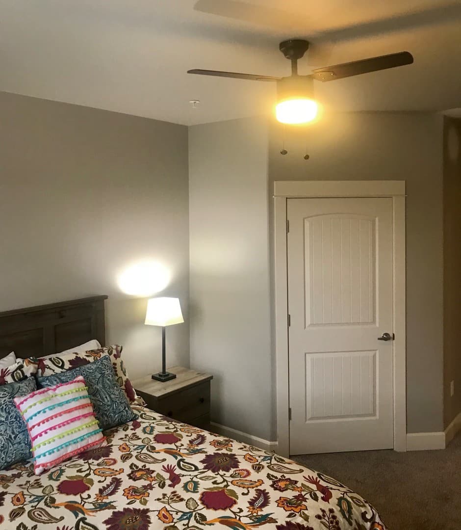 Redmond Apartment: 3570 SW Metolius Ave