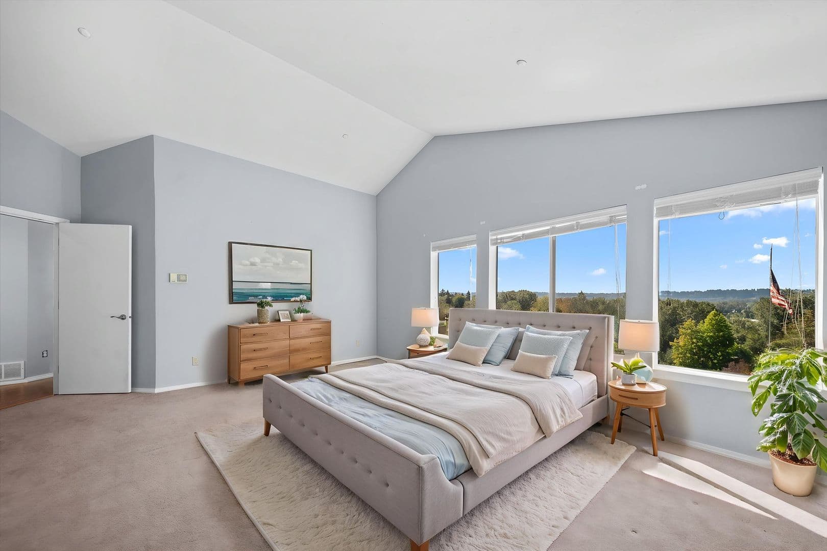 Kent House: 21610 95th Place South