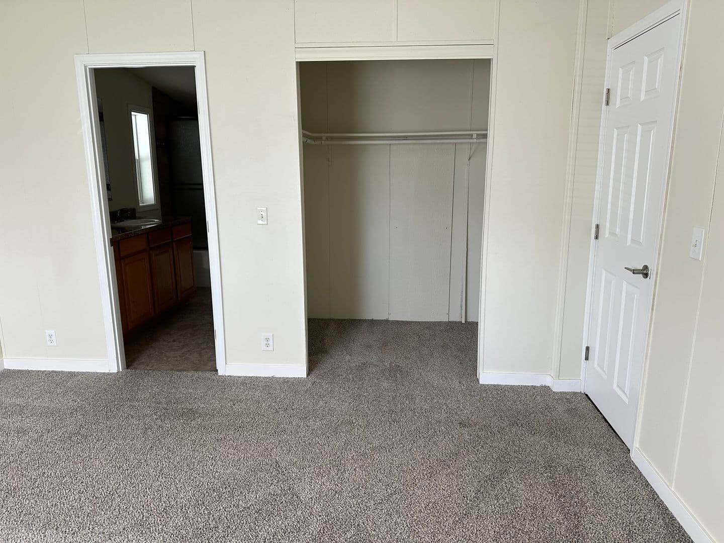White City House: 2641 Falcon St