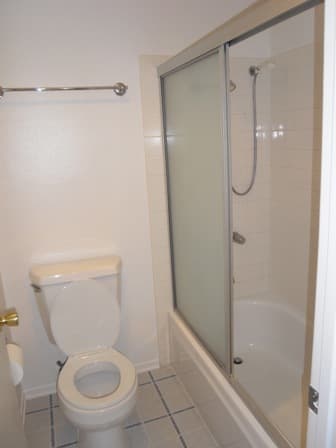 San Diego House: 10668 Dabney Drive #124