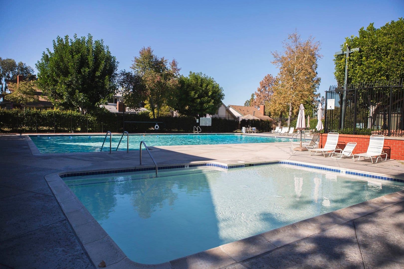 San Diego House: 10809 Escobar Dr
