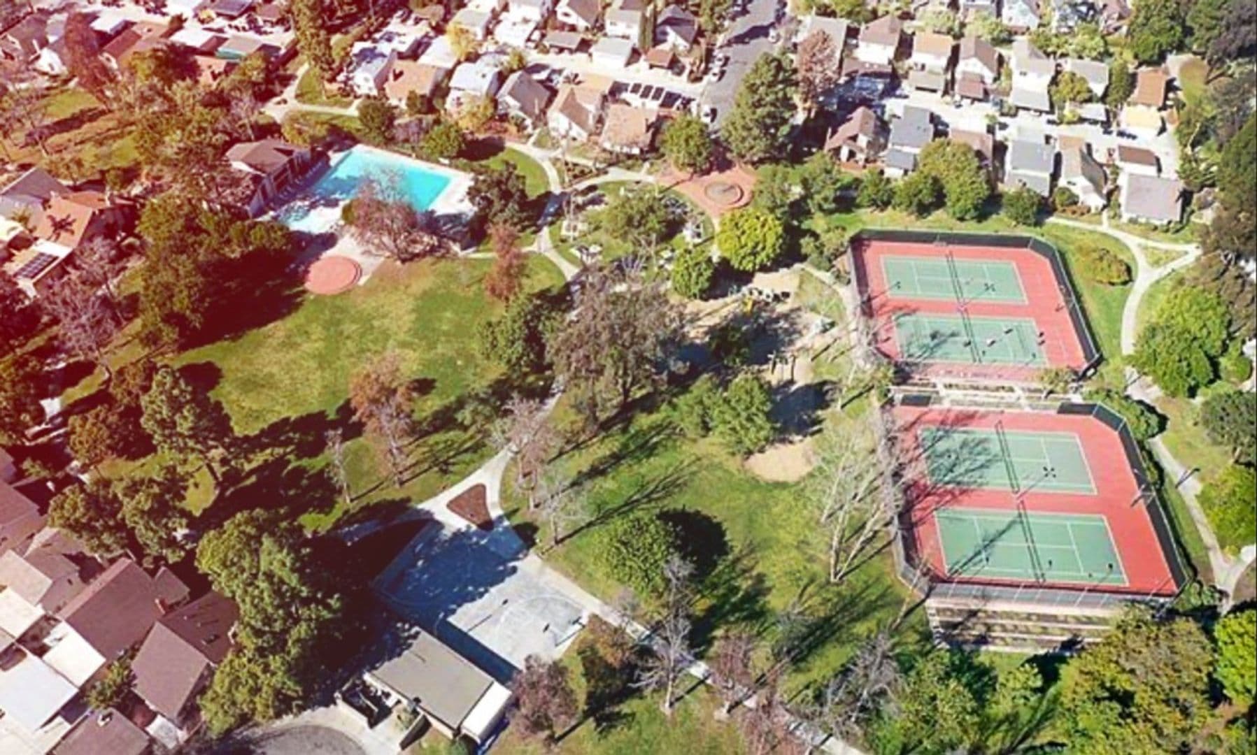 San Diego House: 10809 Escobar Dr