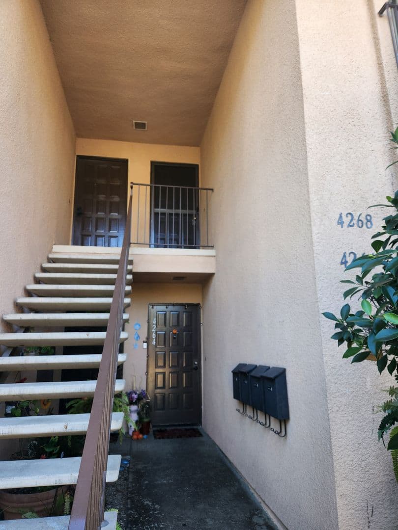 San Diego House: 4268 5th Ave