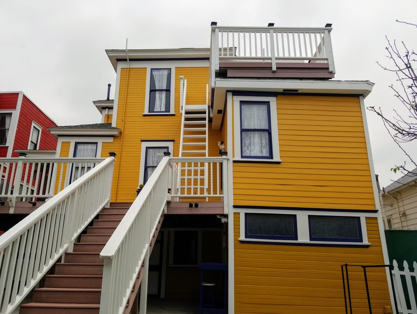 San Diego House: 1632 State St