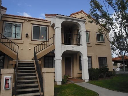 San Diego House: 10668 Dabney Drive #124