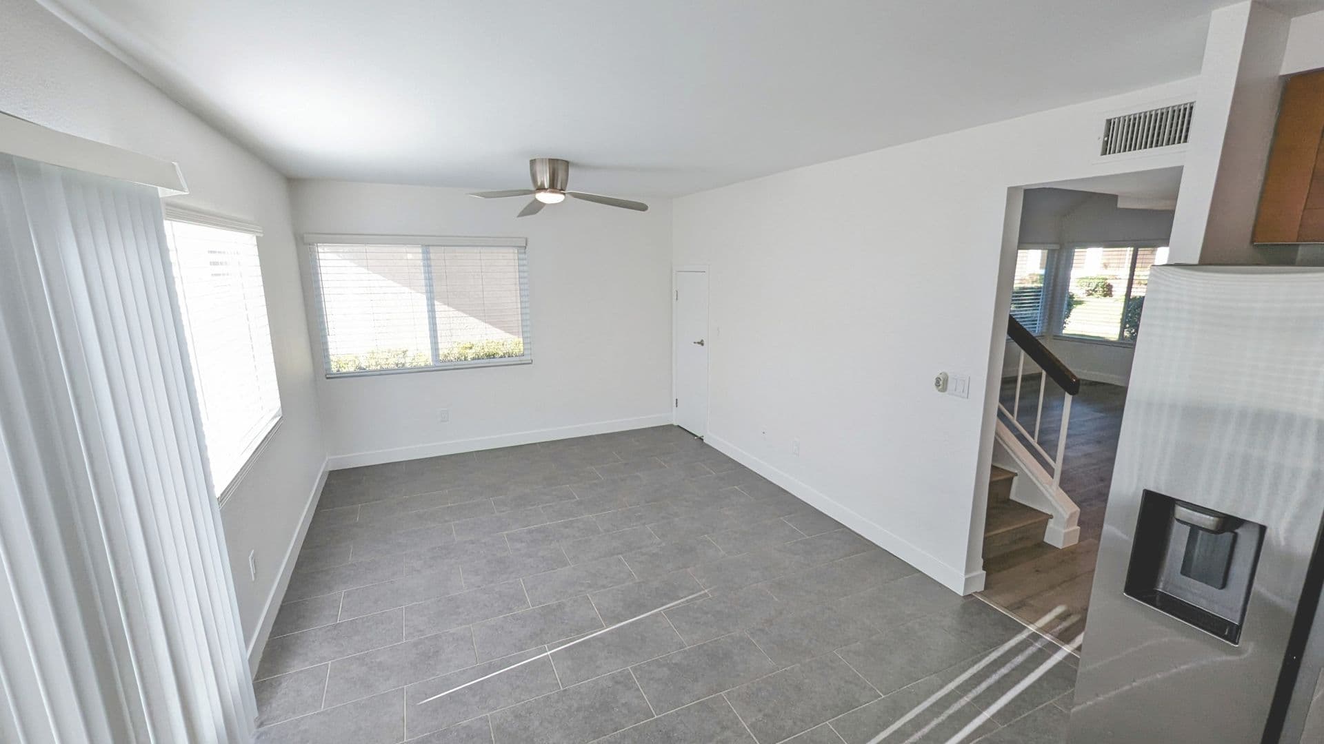 San Diego House: 10809 Escobar Dr