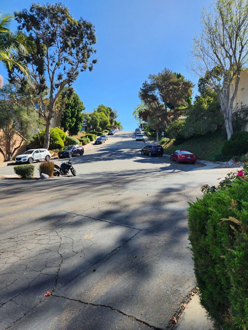 San Diego House: 4268 5th Ave