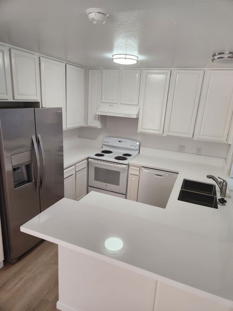 San Diego House: 4268 5th Ave