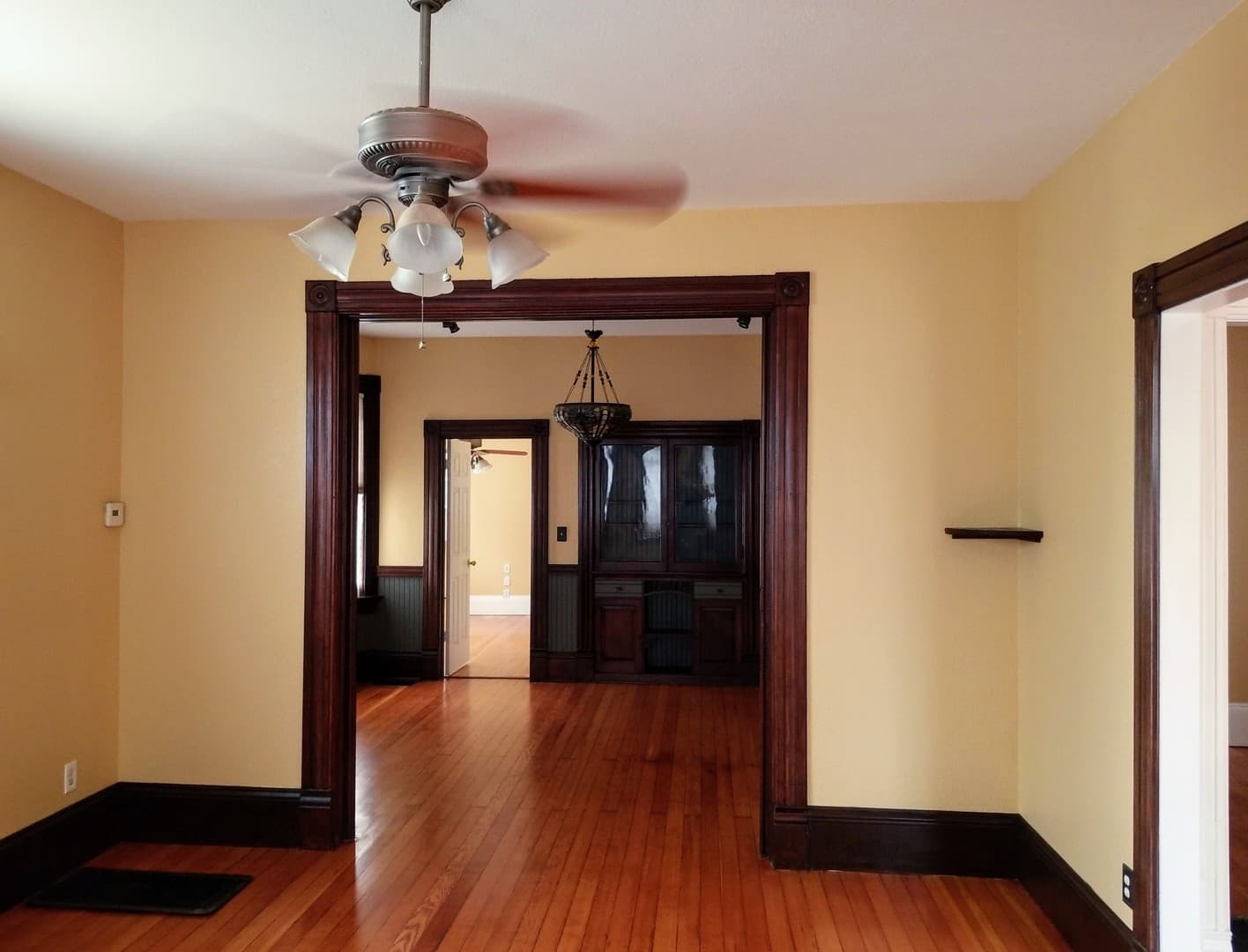 San Diego House: 1632 State St