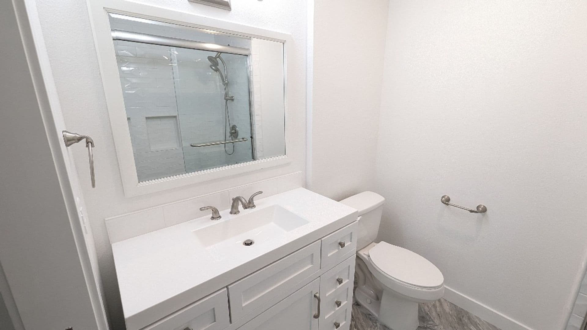 San Diego House: 10809 Escobar Dr