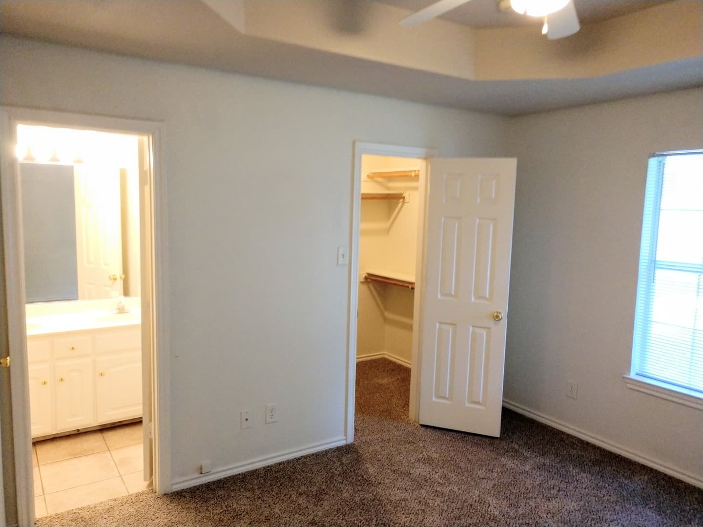 Denton Apartment: 3908 Stuart