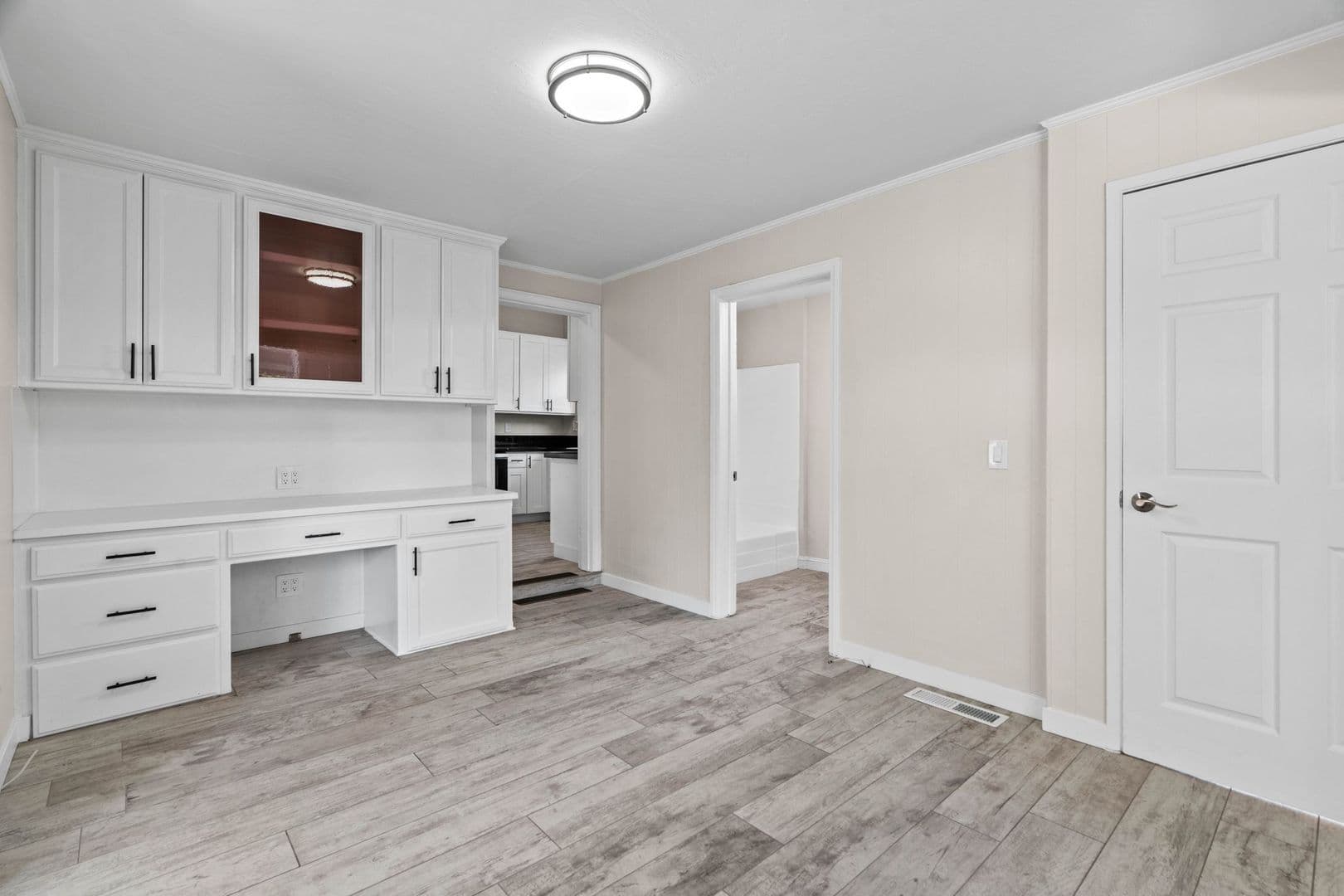 Santa Clara House: 640 Harrison St
