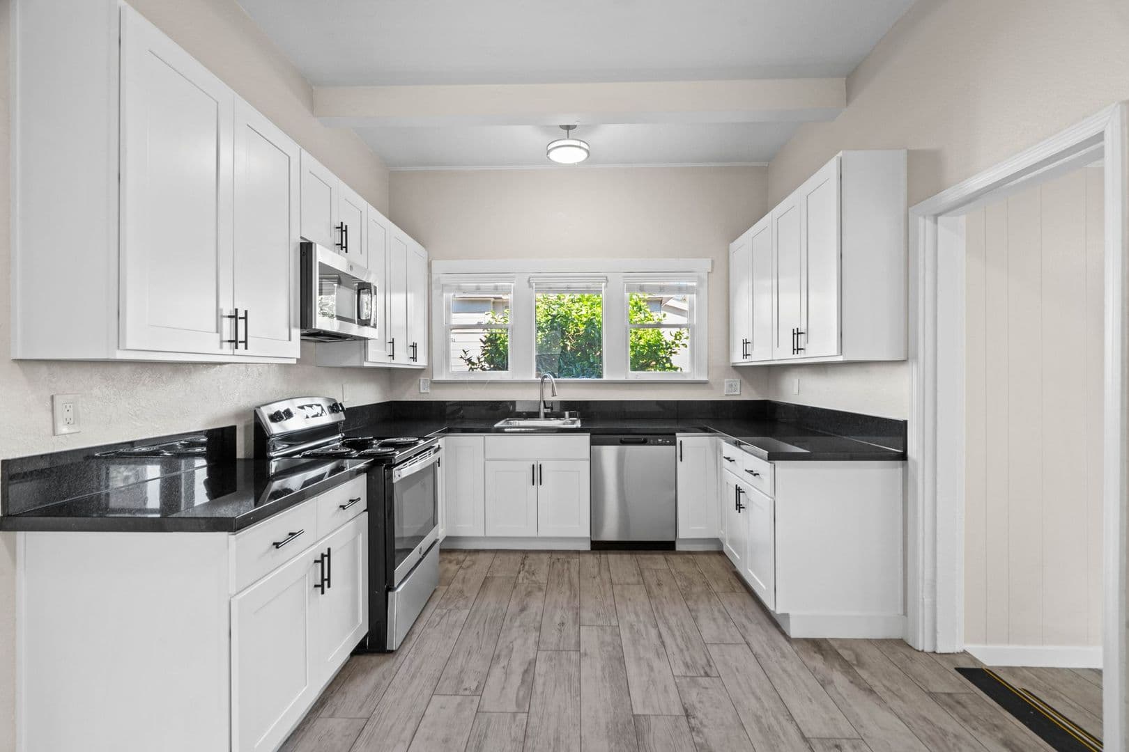 Santa Clara House: 640 Harrison St