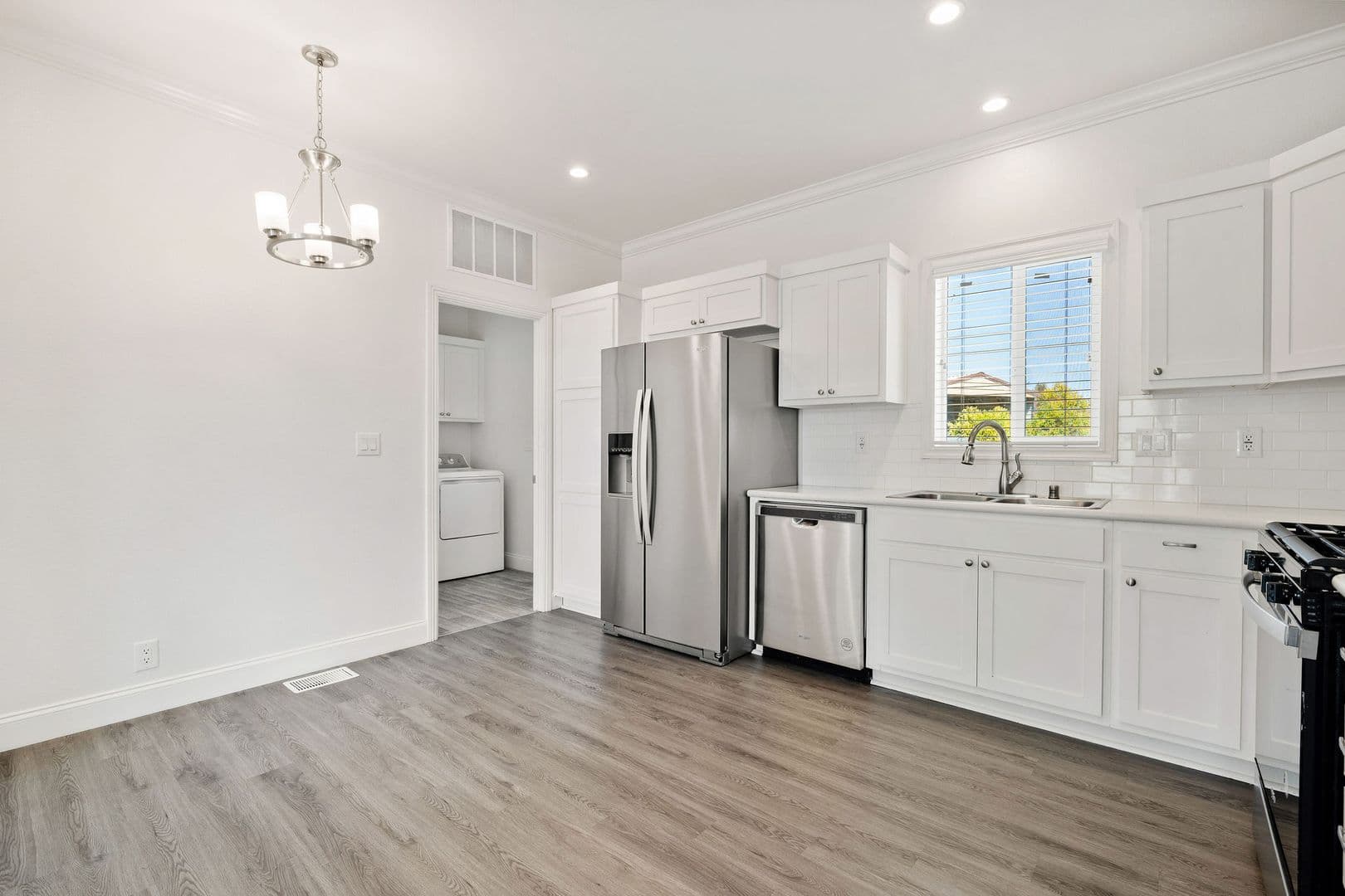 Watsonville House: 517 Calabasas Rd