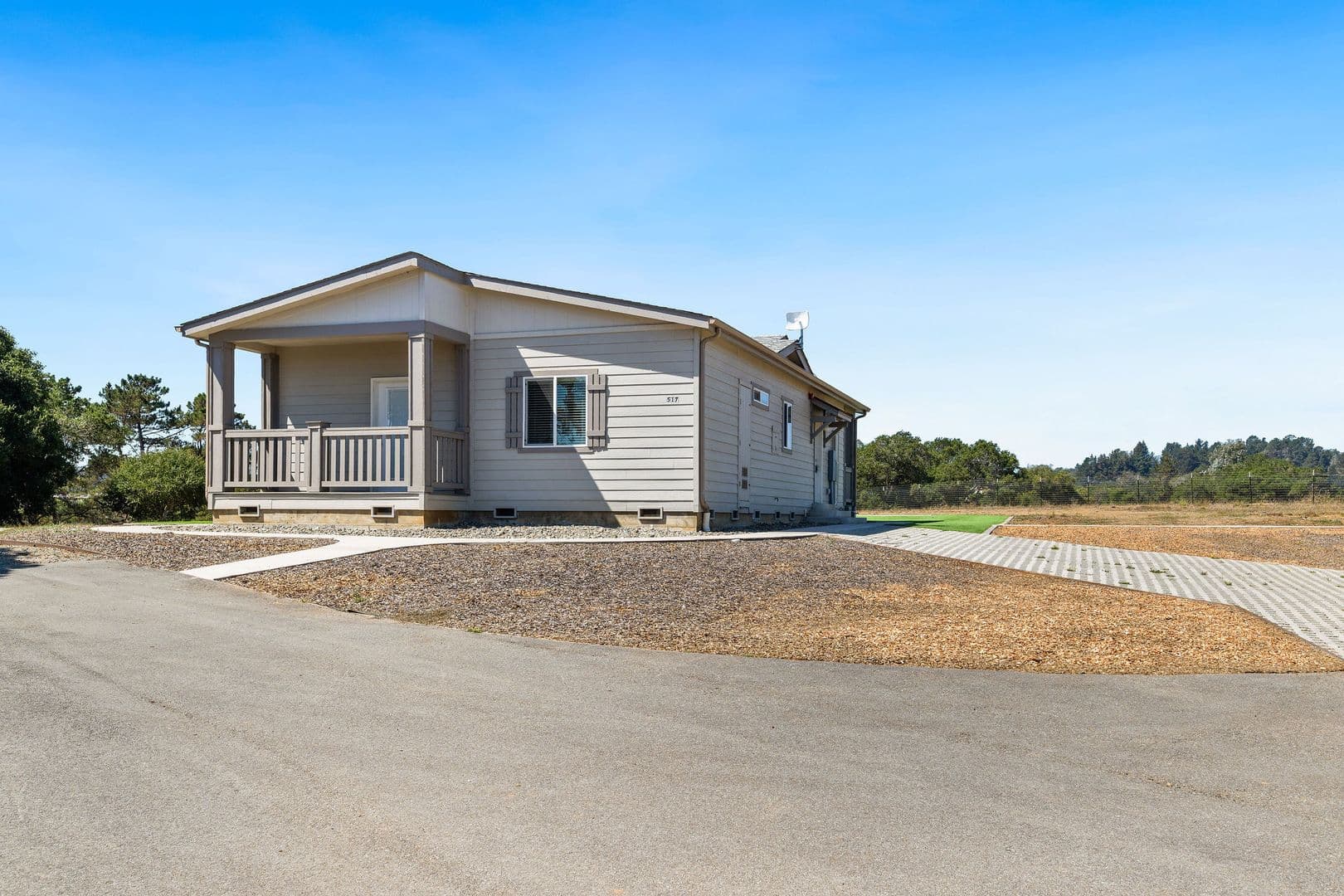 Watsonville House: 517 Calabasas Rd