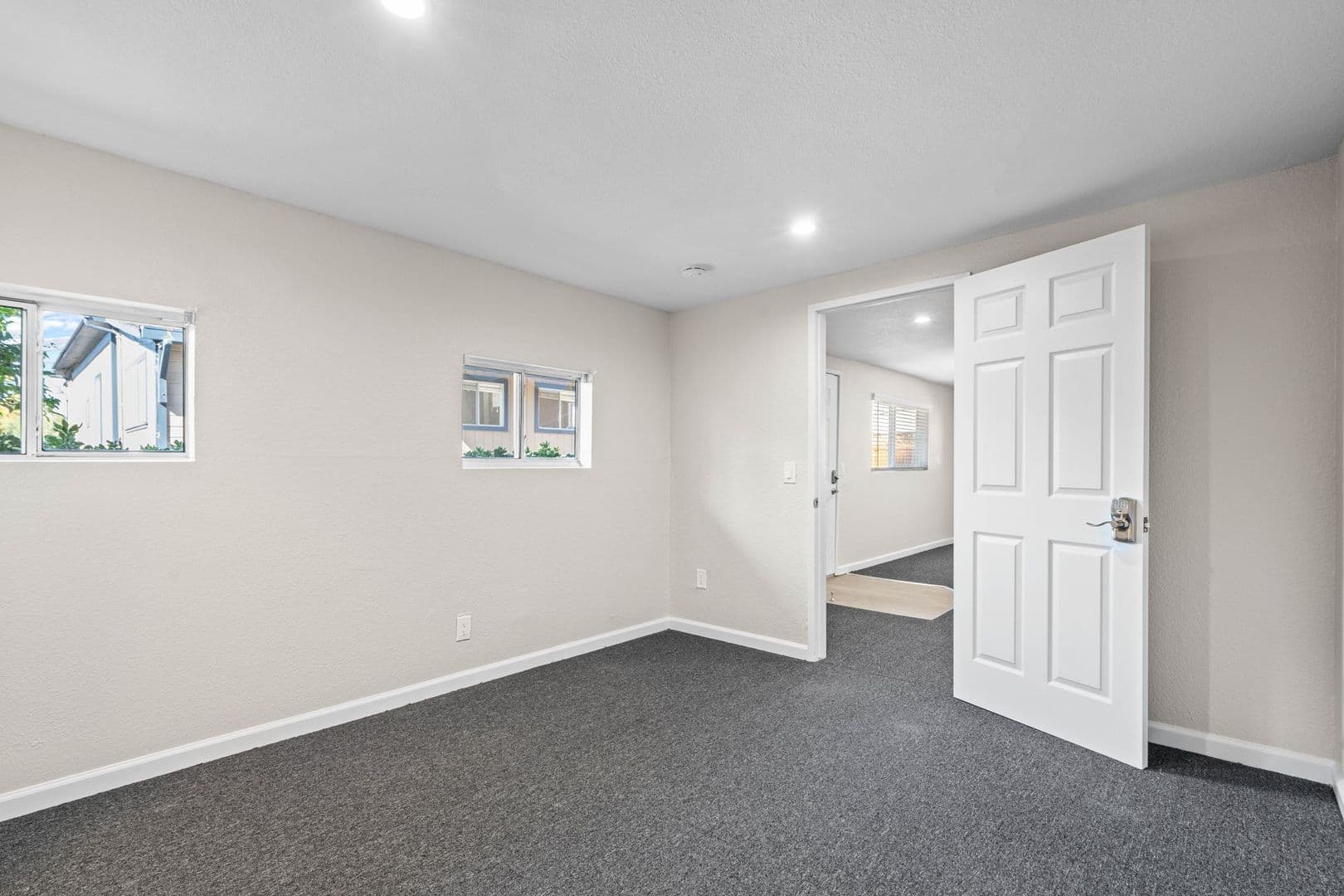 Santa Clara House: 640 Harrison St
