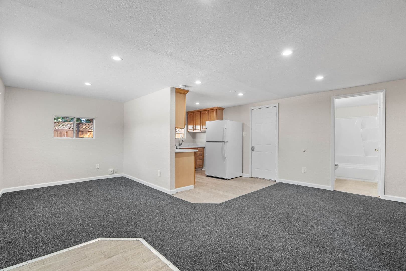 Santa Clara House: 640 Harrison St