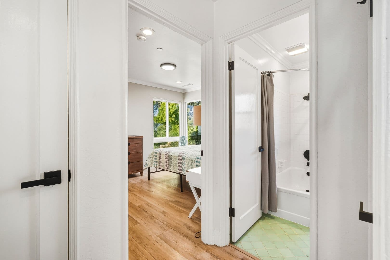 Watsonville Apartment: 17 Sunset Drive