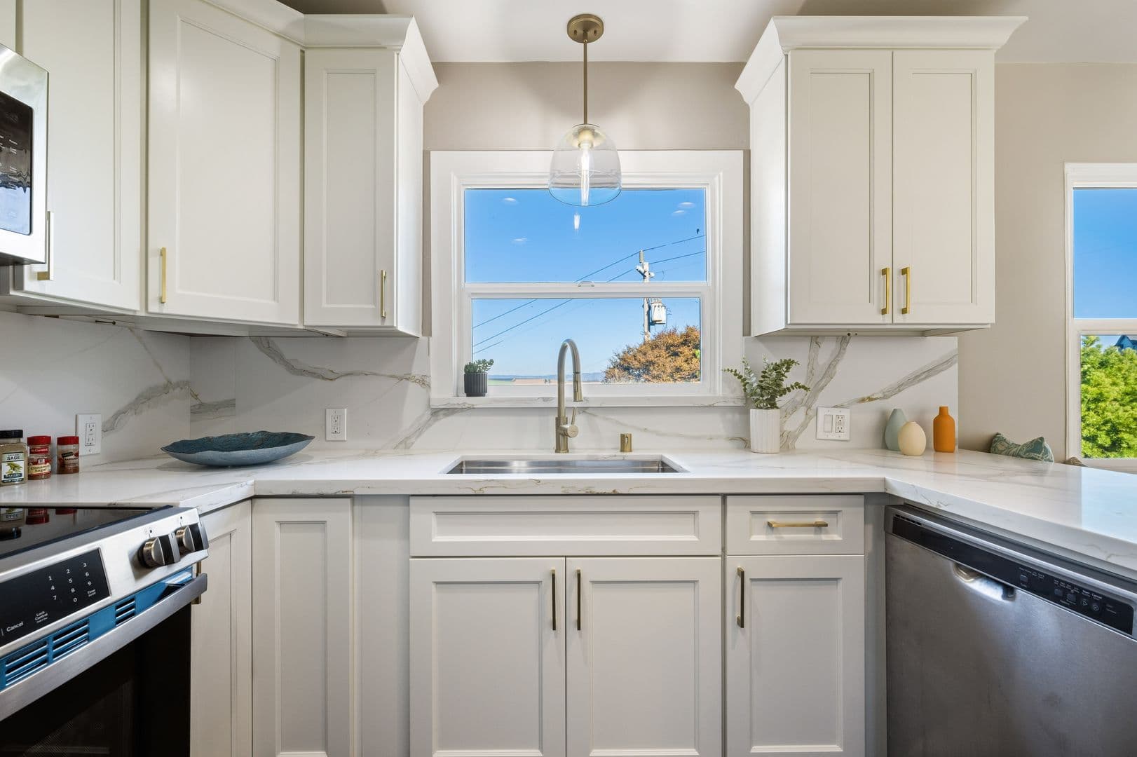 Watsonville Apartment: 17 Sunset Drive