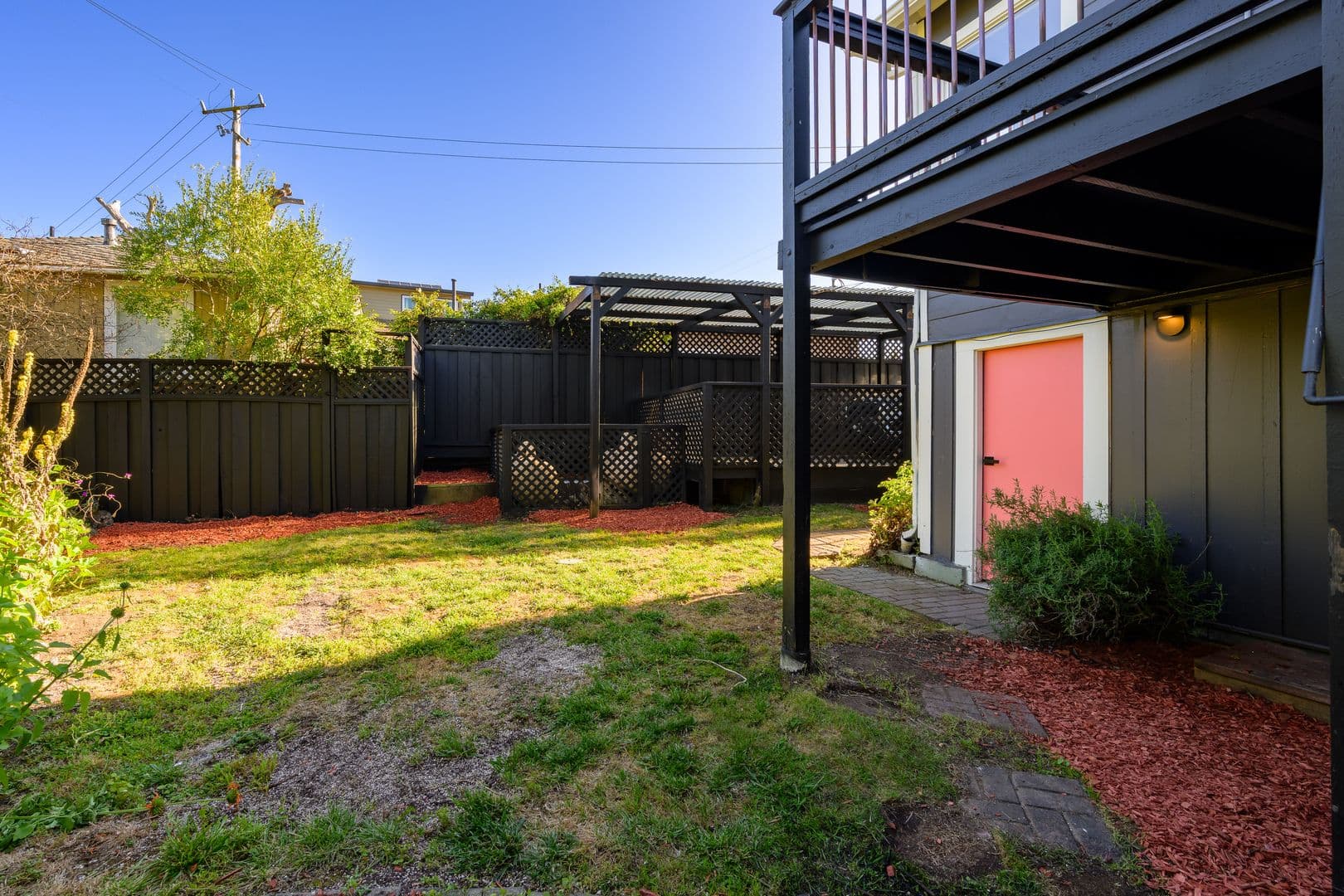 Watsonville Apartment: 17 Sunset Drive