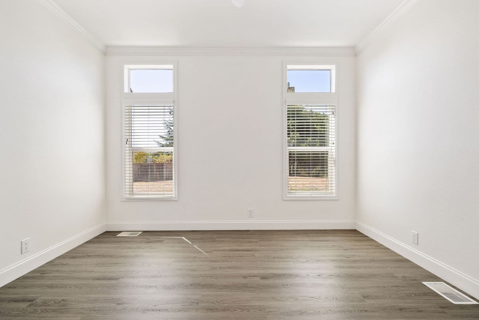 Watsonville House: 517 Calabasas Rd