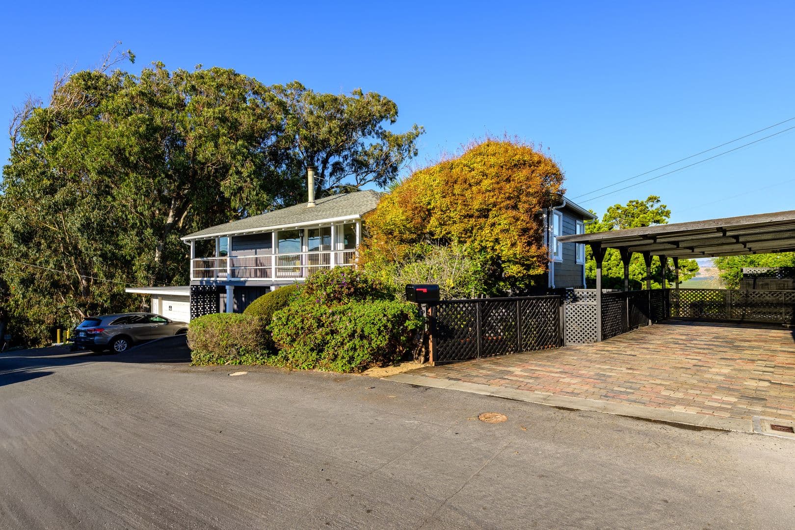 Watsonville Apartment: 17 Sunset Drive