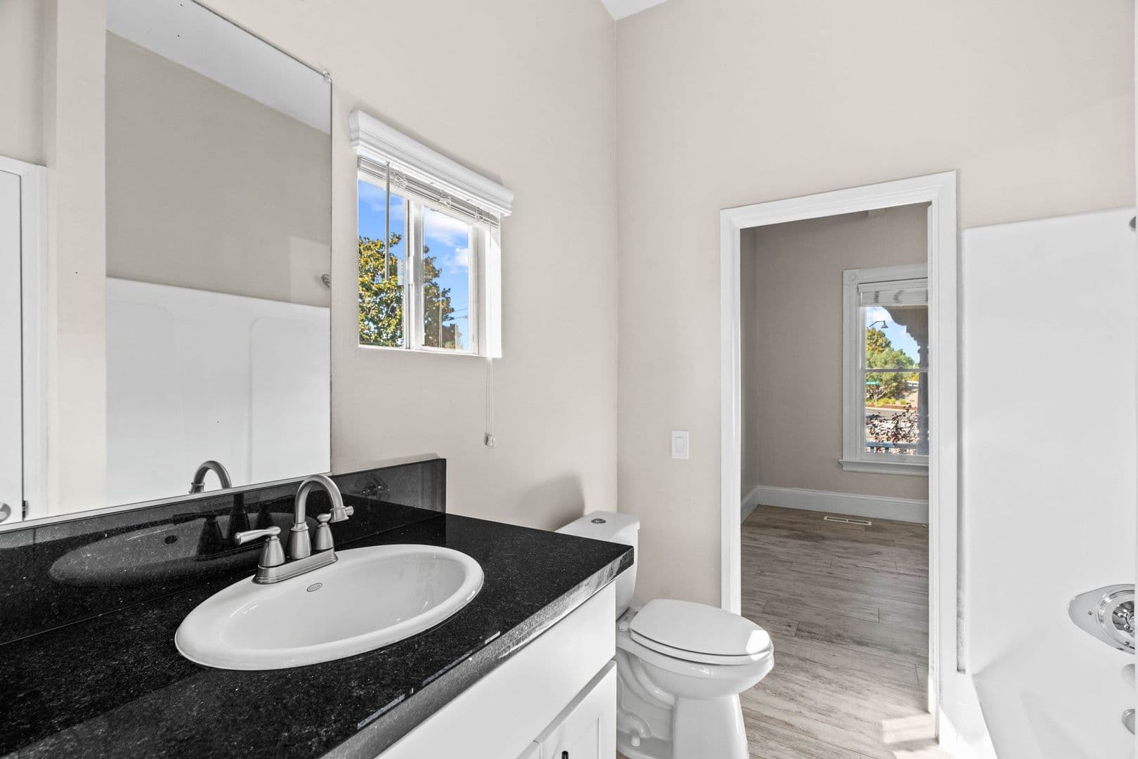 Santa Clara House: 640 Harrison St