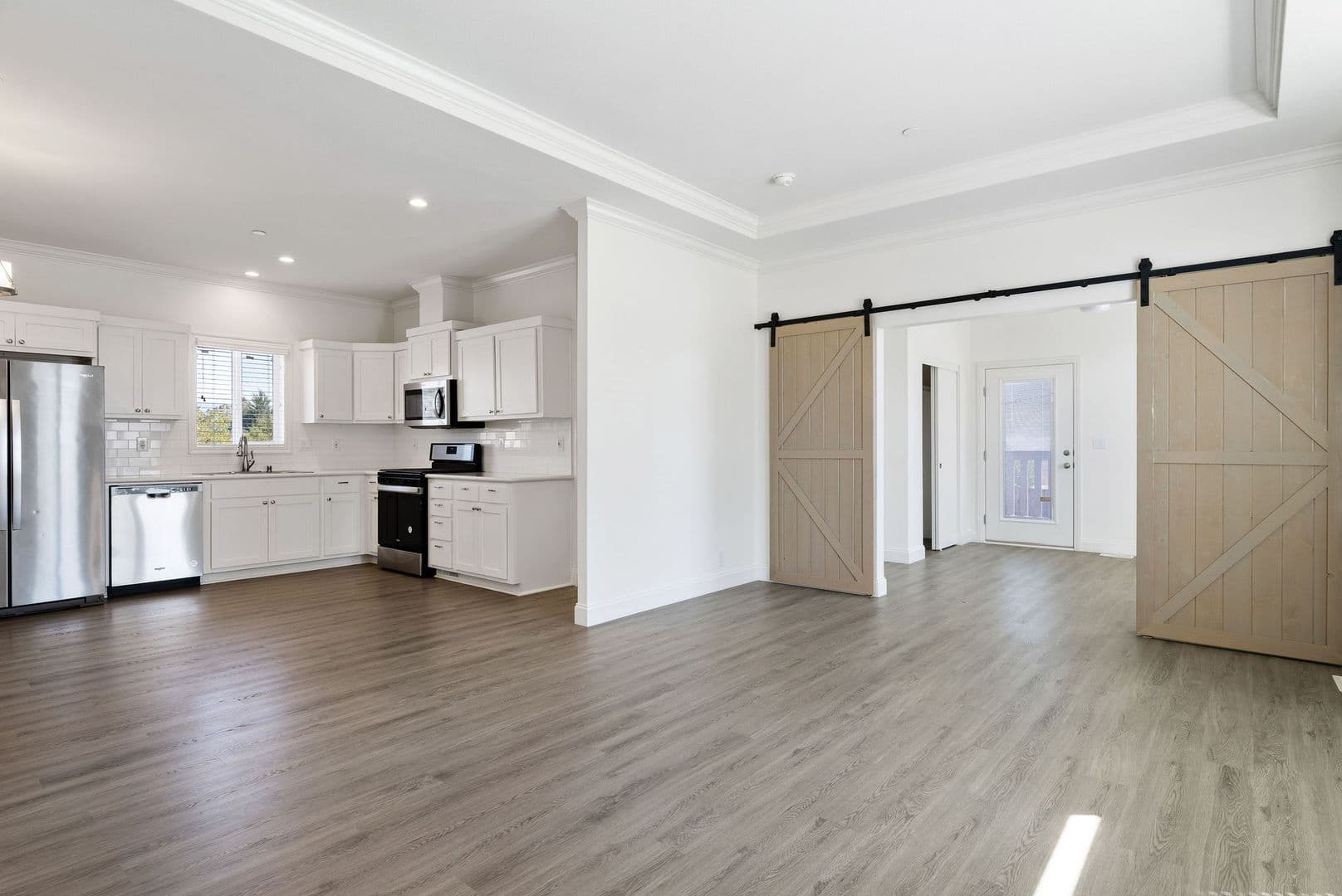 Watsonville House: 517 Calabasas Rd