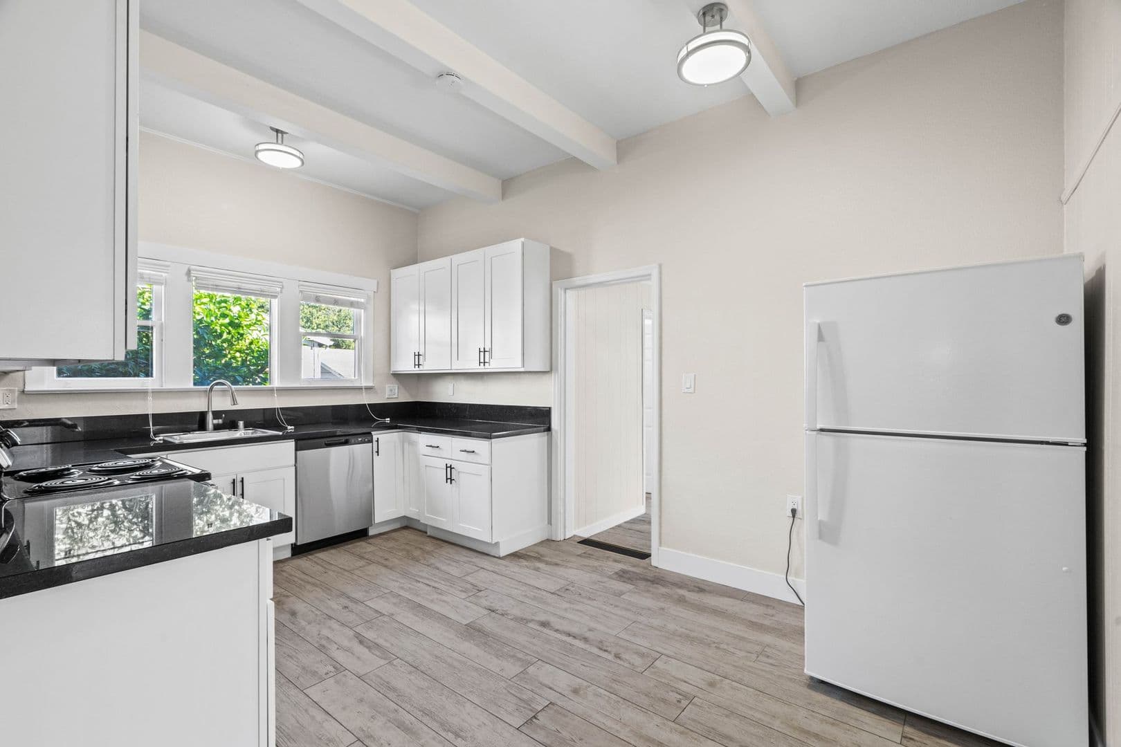 Santa Clara House: 640 Harrison St