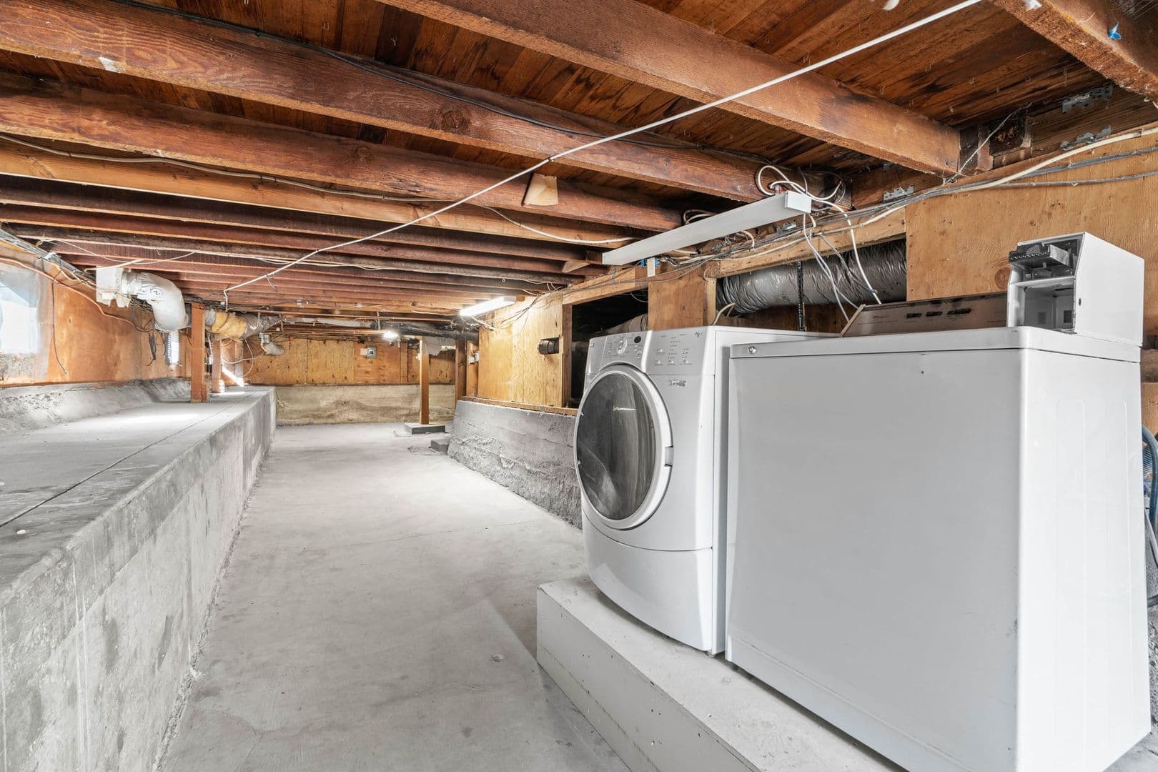 Santa Clara House: 640 Harrison St