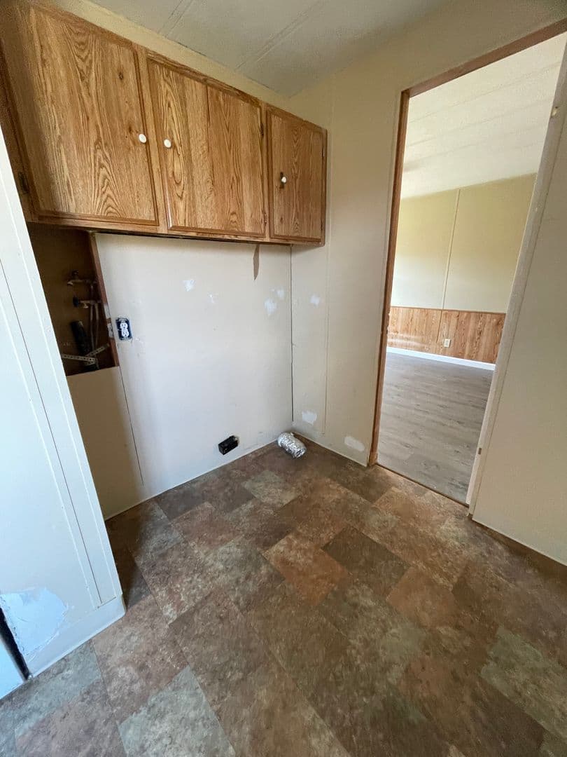 Acton Apartment: 407 J Waldo Way