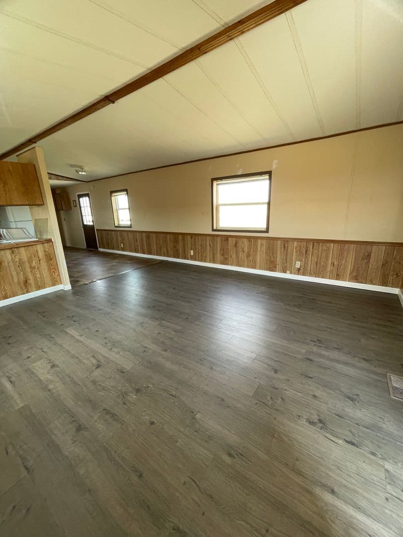 Acton Apartment: 407 J Waldo Way