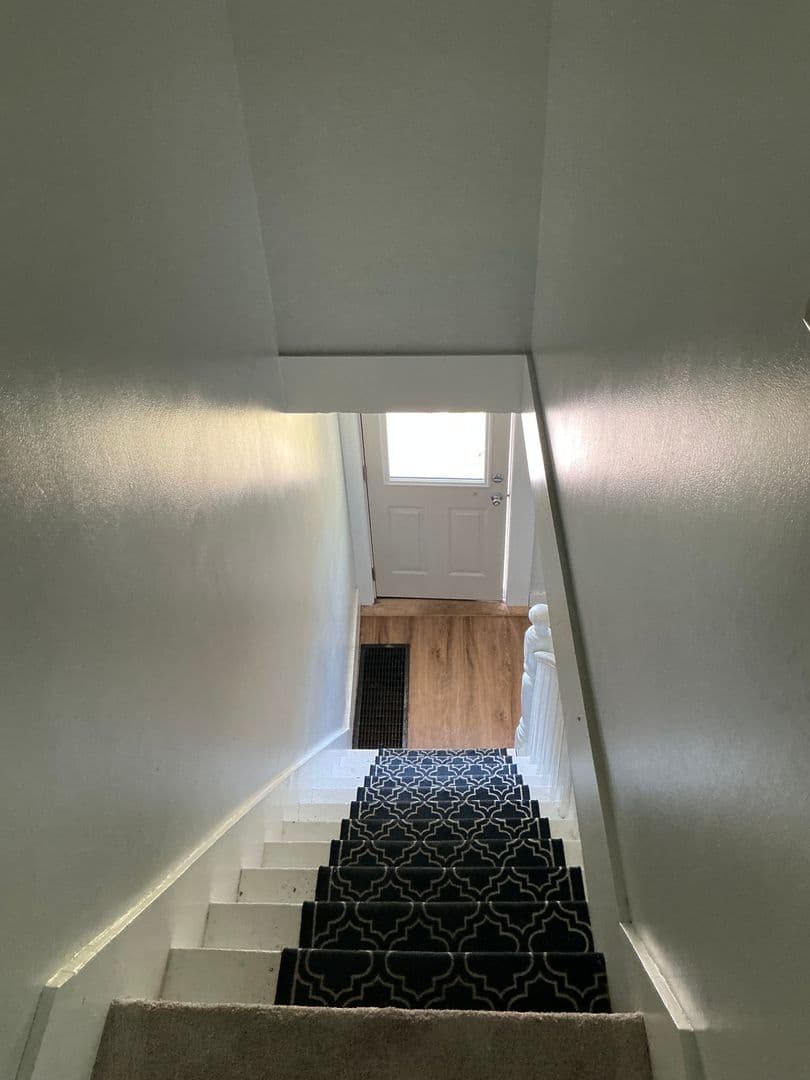 Augusta Apartment: 15 Hancock St
