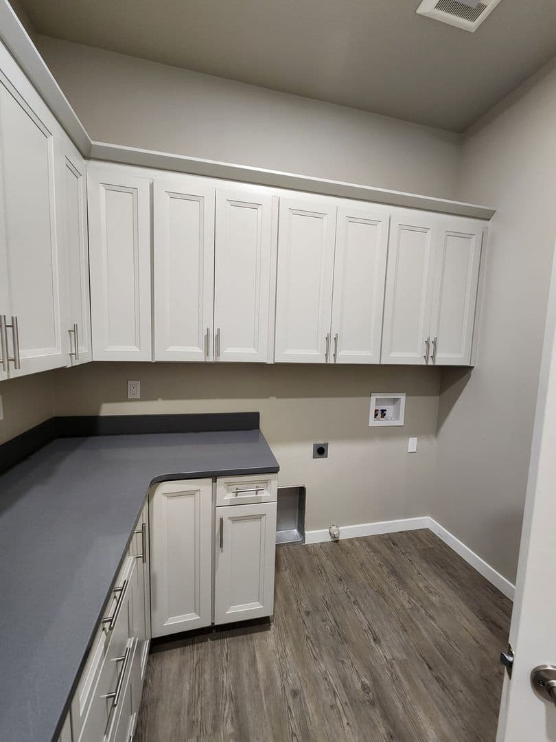 Yakima House: 2202 S. 96th Ave