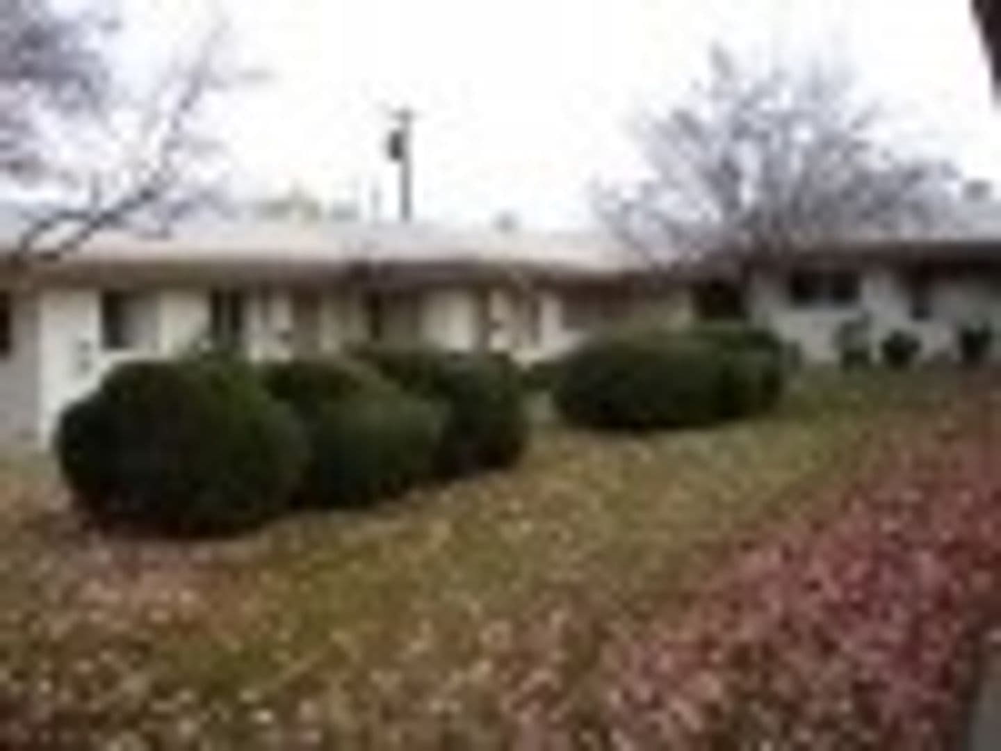 Yakima Apartment: 309 N. 41st Ave