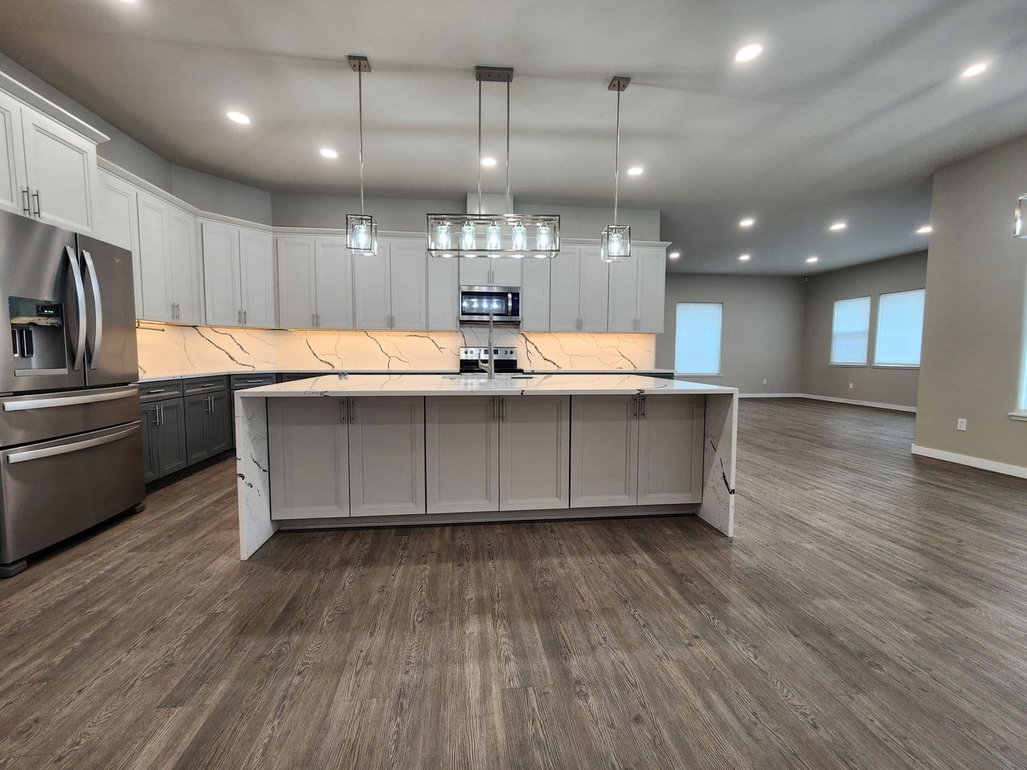 Yakima House: 2202 S. 96th Ave