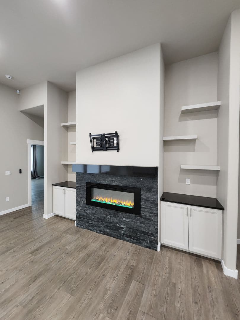 Yakima House: 2202 S. 96th Ave