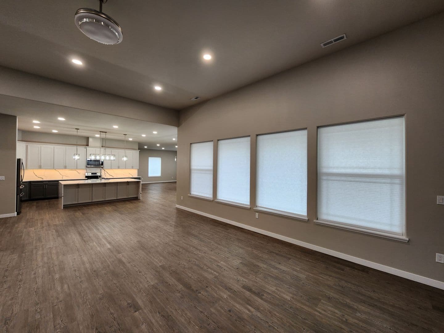 Yakima House: 2202 S. 96th Ave