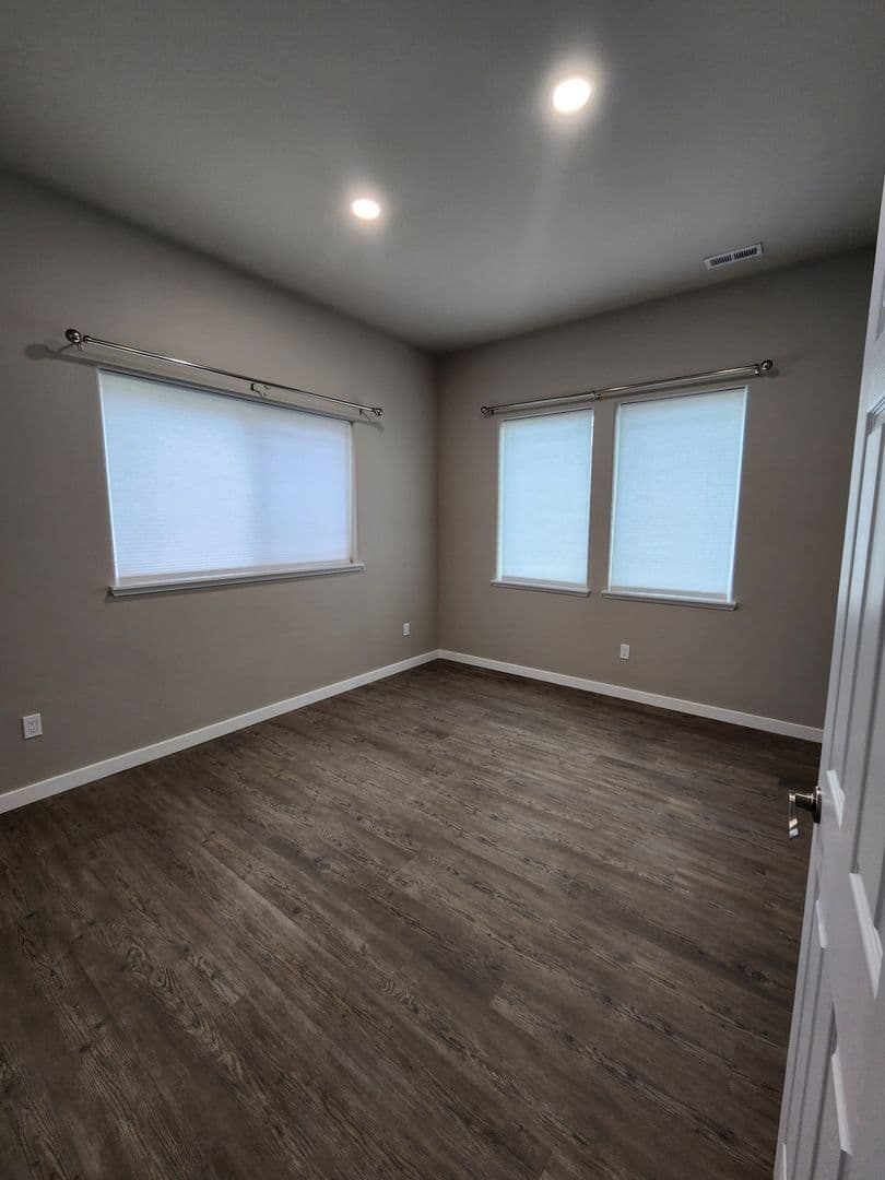 Yakima House: 2202 S. 96th Ave